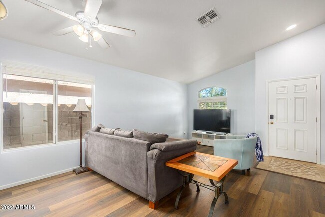Foto del edificio - 12424 N 42nd Dr