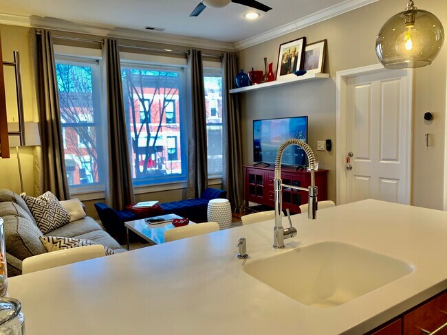 Foto del edificio - 1453 W Taylor St
