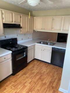 Foto del edificio - 3874 Meadow Creek Dr