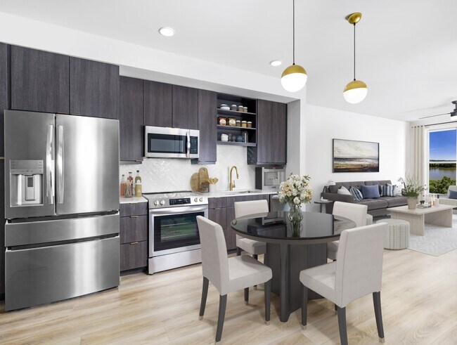 Saborea la combinación perfecta de comodidad y estilo en Modera Riverview, donde apartamentos selectos cuentan con áreas de comedor independientes. - Modera Riverview