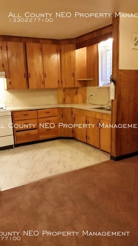 Primary Photo - 160 Brittain Rd