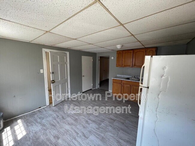 Foto del edificio - 663 E Market St