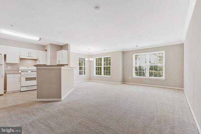 Foto del edificio - 12877 Fair Briar Ln