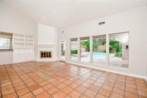 Foto del edificio - 7602 Ludington Dr