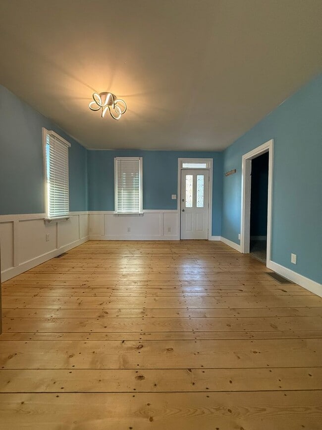 Foto del edificio - 960 Maple St