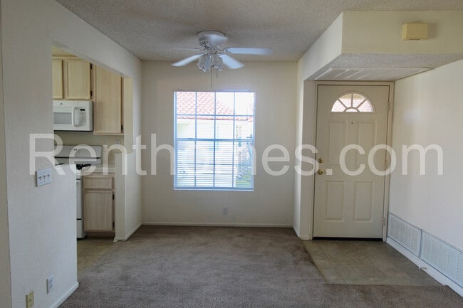 Building Photo - 10646 Aderman Ave