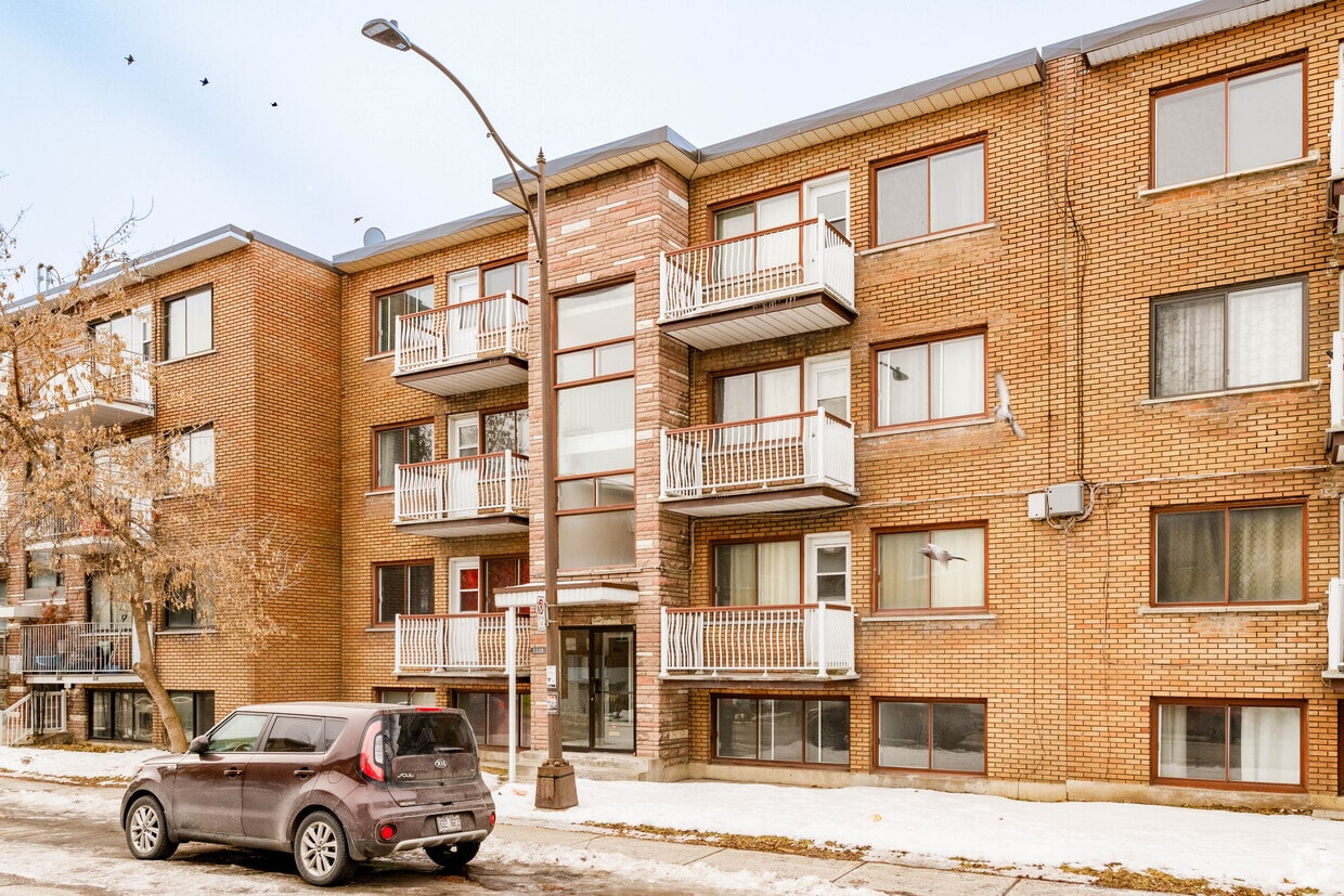 Primary Photo - 2330 St Duff Court