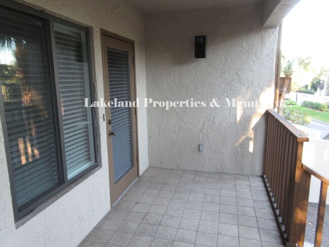 Foto del edificio - 3 br, 2 bath House - 1 Lake Hollingsworth ...
