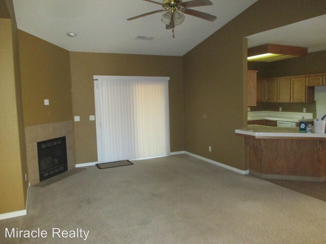 Building Photo - 3 br, 2 bath House - 1027 Navel Ave