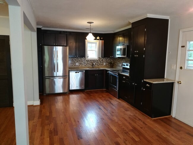Building Photo - 1337 Waybridge Ln