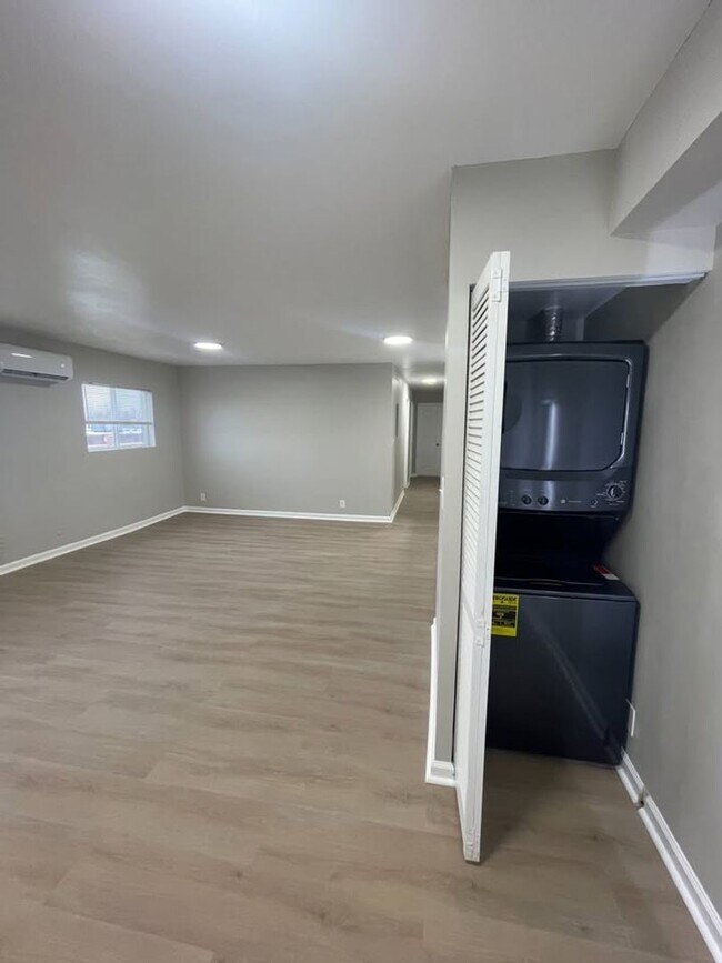 Foto del edificio - Live in Style at Bellagio East Living I: Convenient and Vibrant Community in Indianapolis