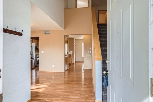 Building Photo - 1002 Timberline Ct, Windsor, CO, 80550