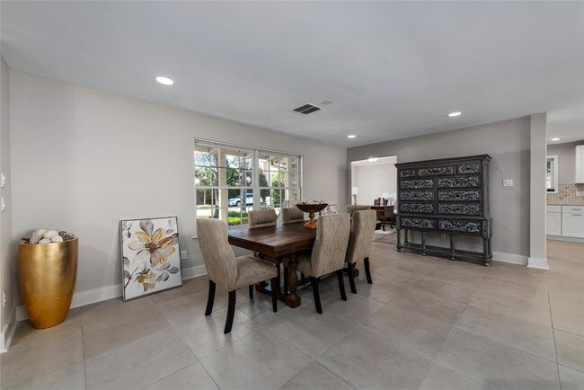 Foto del edificio - 5738 Reamer St