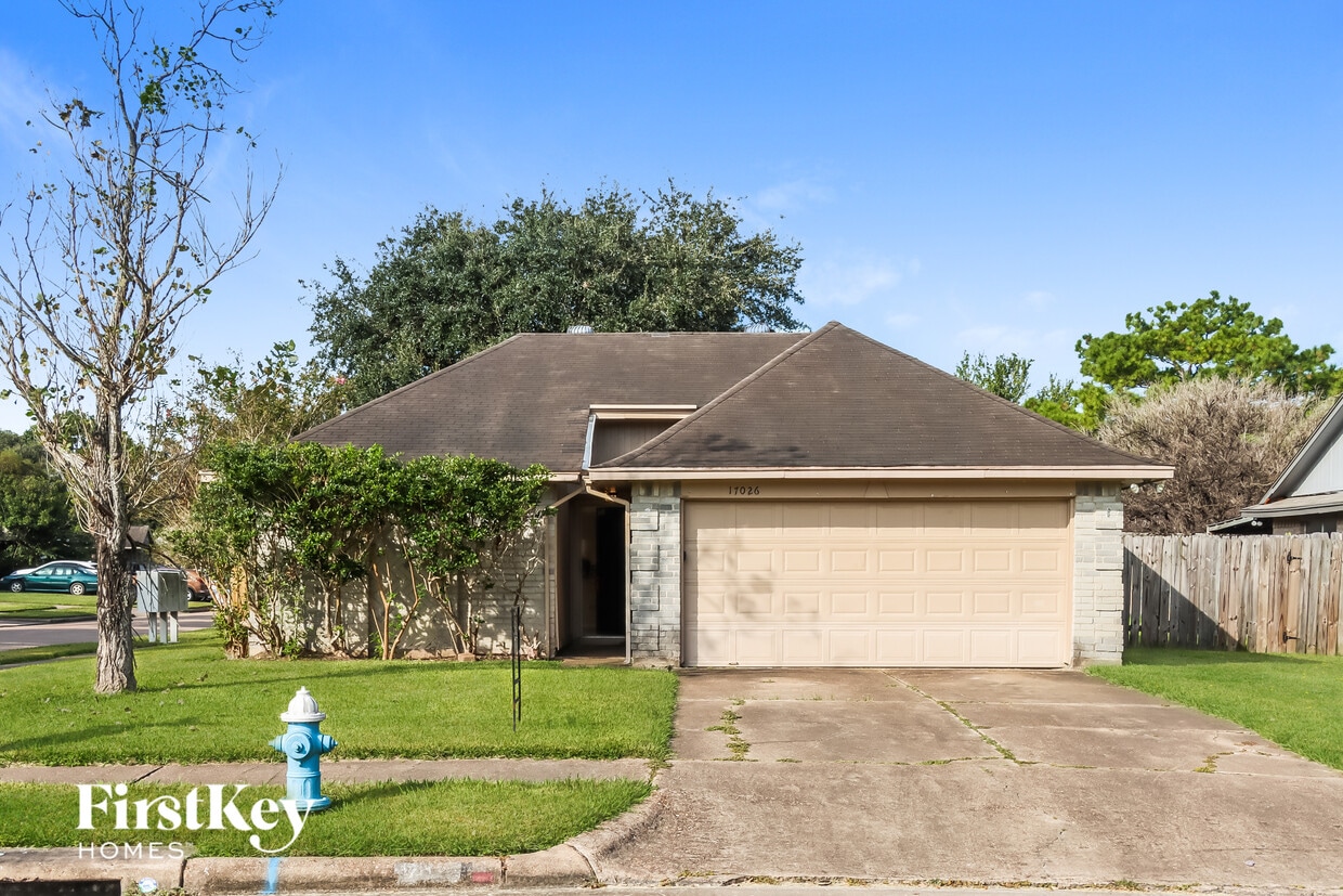 Foto principal - 17026 Enchanted Cir E