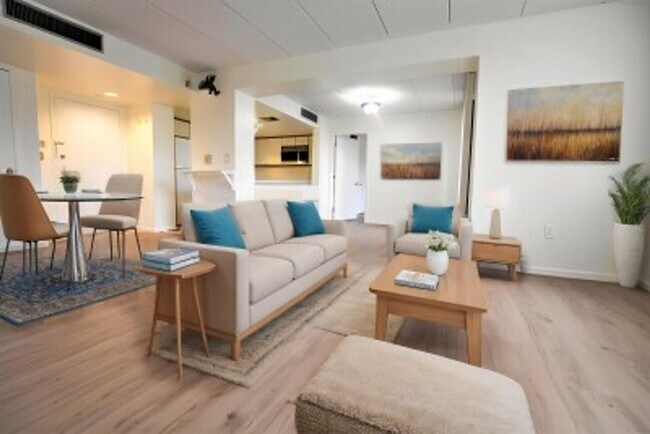 Foto del edificio - Incredible 5 Bed 2 Bath Apartment in Allst...