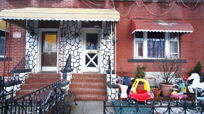 Foto del edificio - 36 Bay 37th St