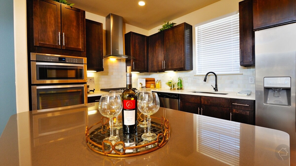 Foto del edificio - 25145 Panther Bend Ct