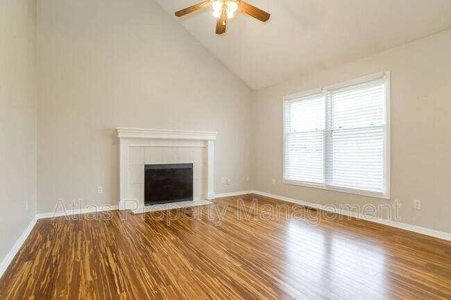 Foto del edificio - 11101 N Booth Ave