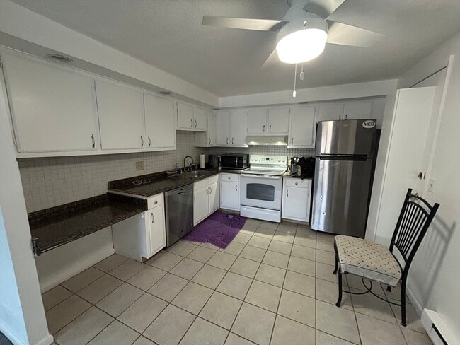 Building Photo - 89 Pleasant St