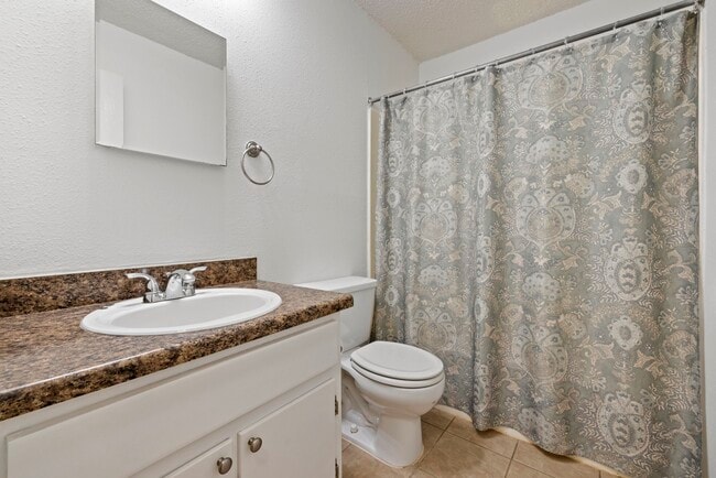 Foto del edificio - 22727 Smokey Hill Dr