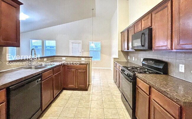 Foto del edificio - 6107 Wilcox Point Dr