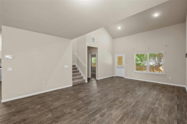 Building Photo - 135 Cibolo Creek Dr