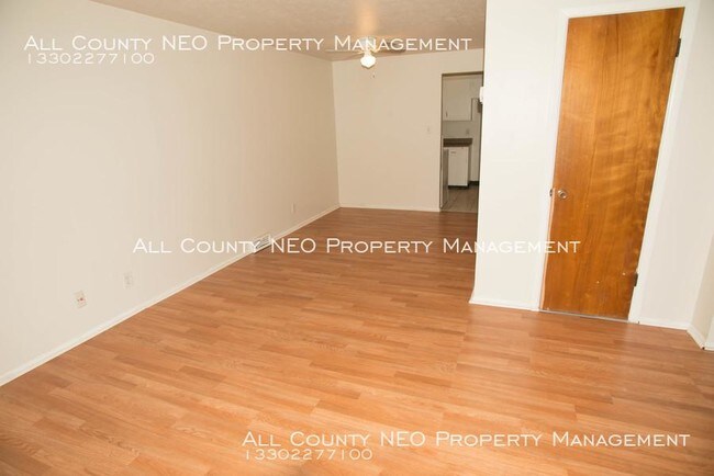 Foto del edificio - 3 bedroom in Cleveland Heights OH 44121
