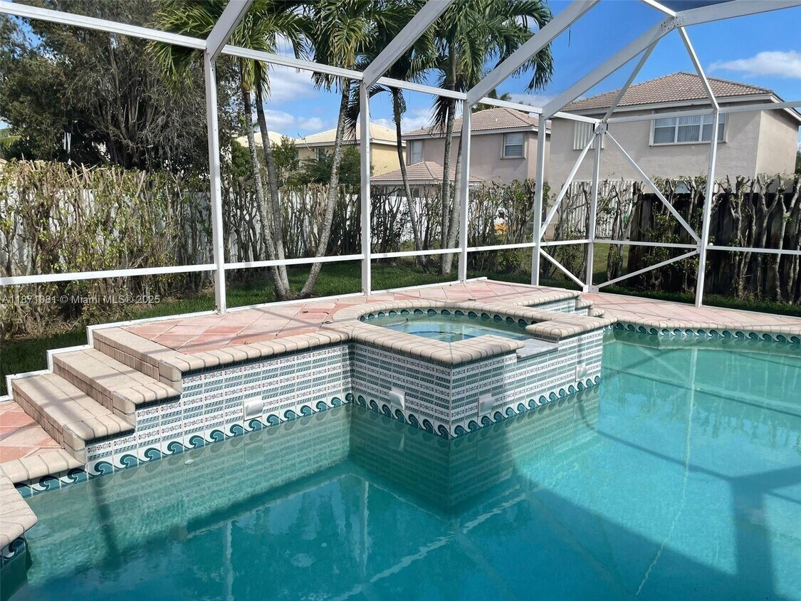 Primary Photo - 2145 SW 150th Ave