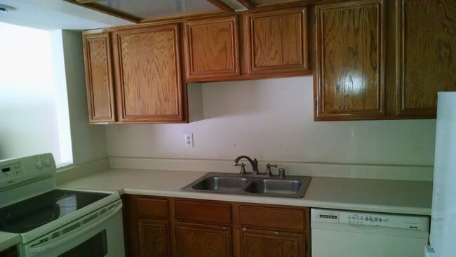 Foto del edificio - 32505 Candlewood Dr