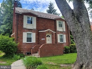 Building Photo - 8404 Cedar St
