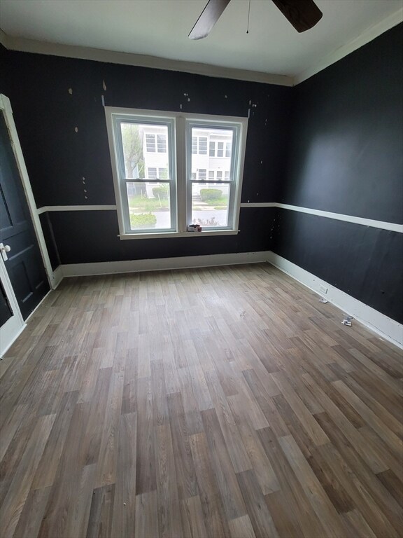 Building Photo - 187 6th St