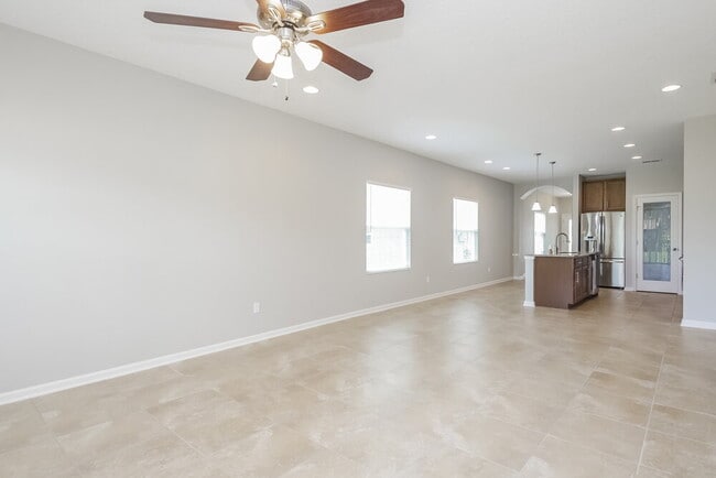 Building Photo - 931 Glendale Ln
