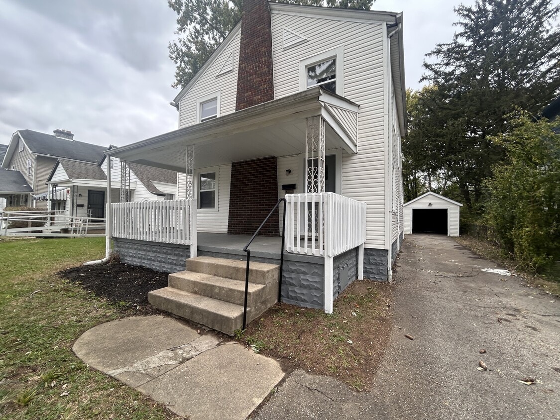 Foto principal - 1532 Republic Ave