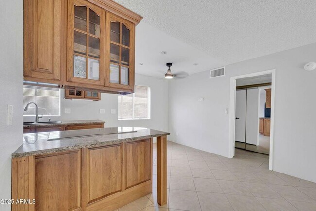 Foto del edificio - 1 Bedroom Condo in a private gated communi...