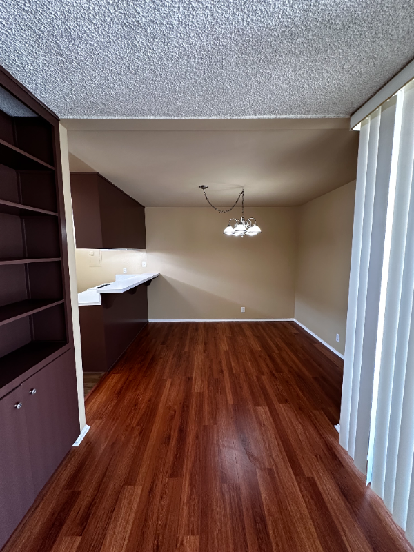 Foto del edificio - 1202 Mayflower Ave