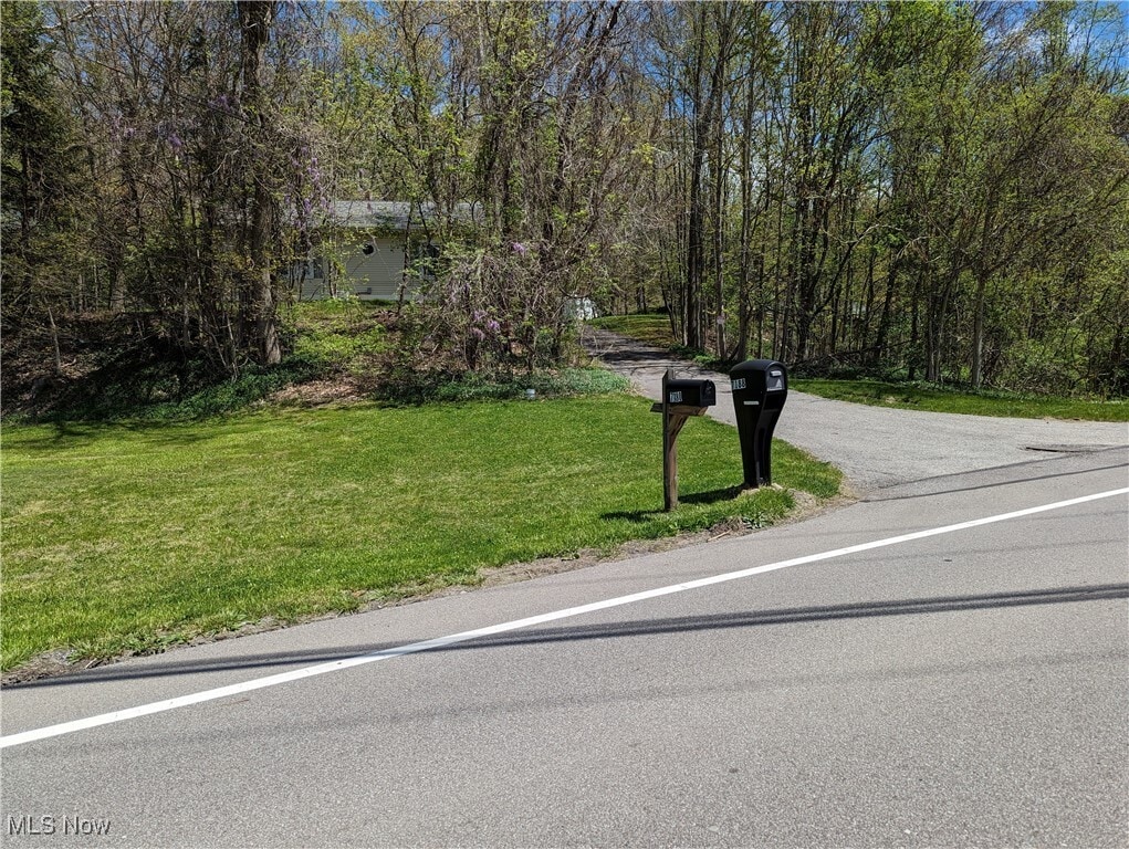 Primary Photo - 7180 Chagrin Rd