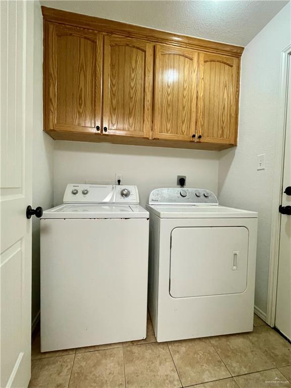 Foto del edificio - 241 E 19th St