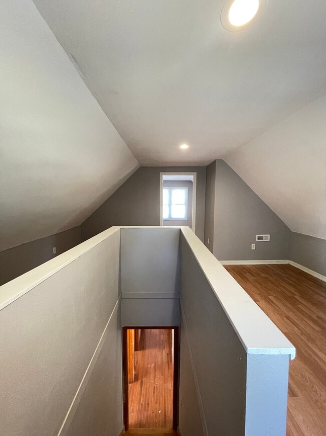 Building Photo - 3521-3521 N 99th St