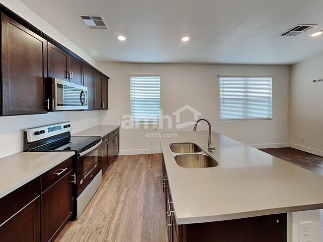 Building Photo - 21413 S 231st Way