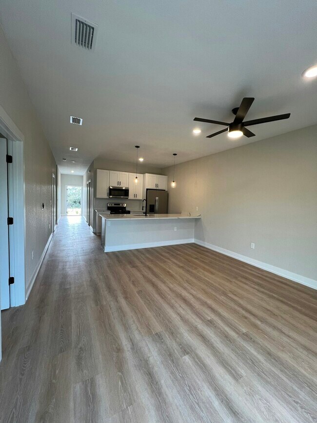 Building Photo - 12032 Tetzel Avenue, Unit 12032