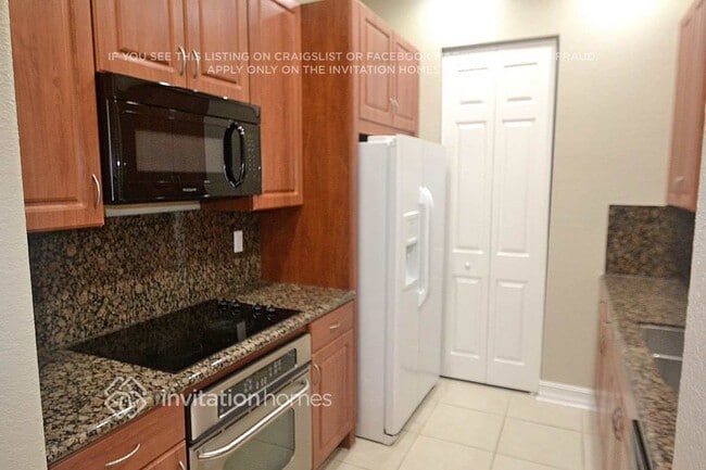 Building Photo - 6855 Julia Gardens Dr