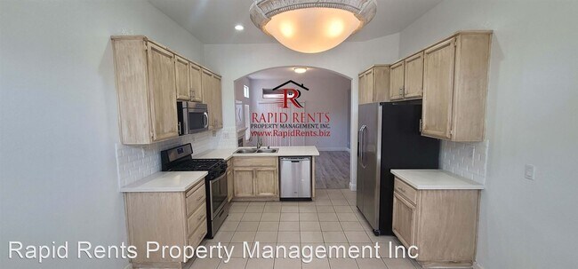 Foto del edificio - 3 br, 2 bath House - 3133 Spruce Hill Court