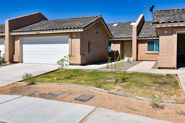 Building Photo - 3886 S Brianna Dr