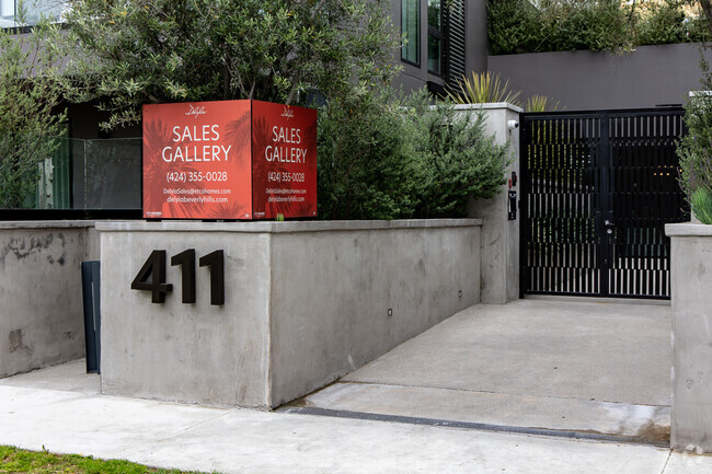 Entrada al edificio - Delyla