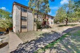 Foto principal - 908 N LBJ Dr