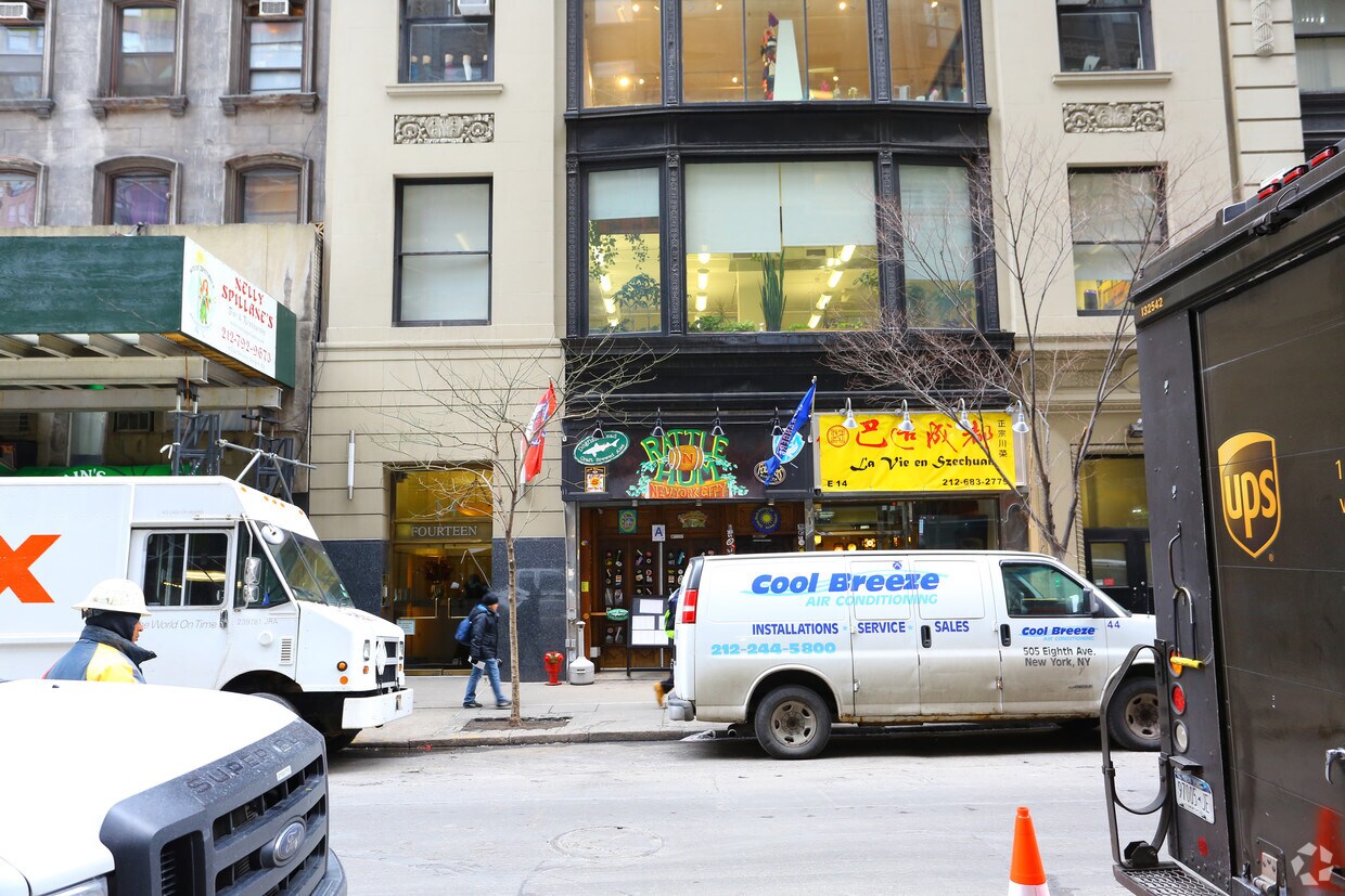 Primary Photo - 14-16 E 33rd St