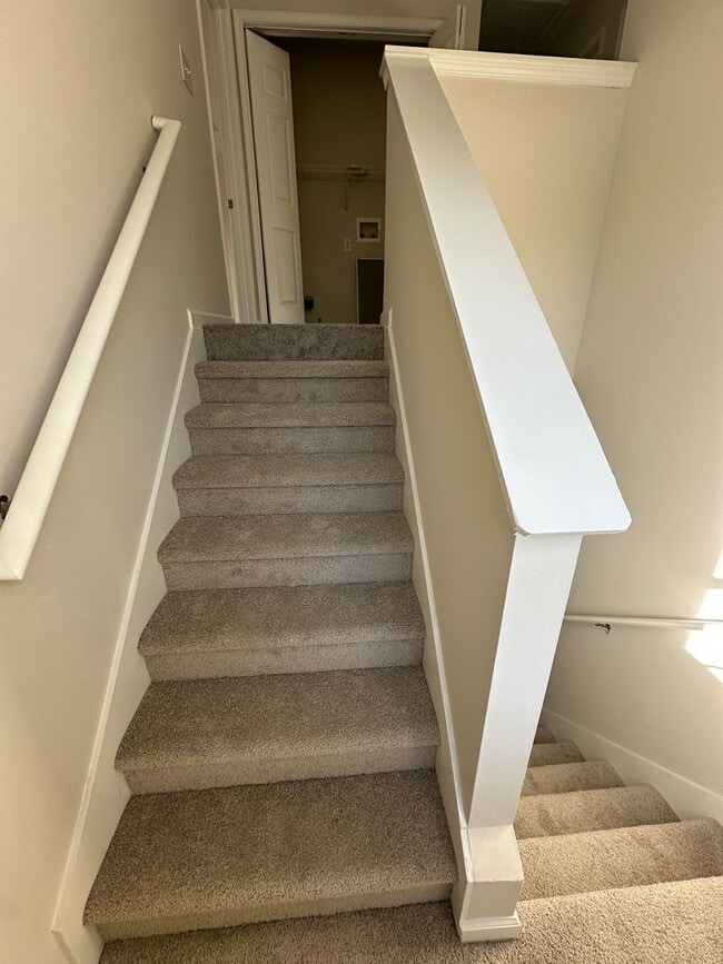 Foto del edificio - Spacious 3 bedroom 2 bath home near downtown Kennesaw.