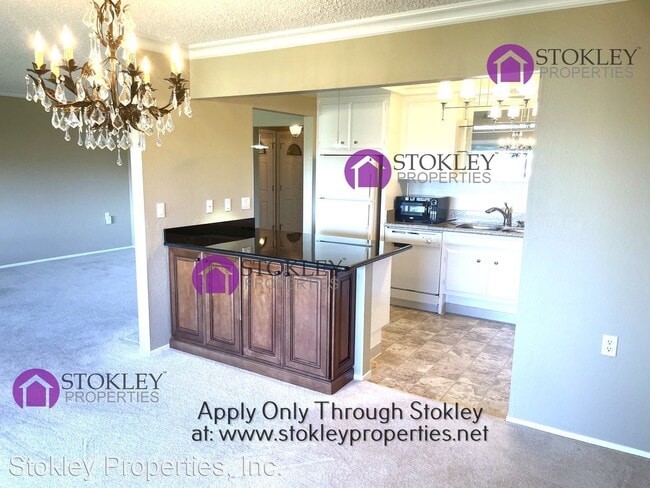 Building Photo - 2 br, 1 bath House - 1138 Skycrest Drive U...