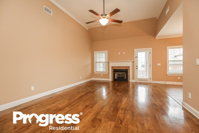 Foto del edificio - 1703 Drayton Dr