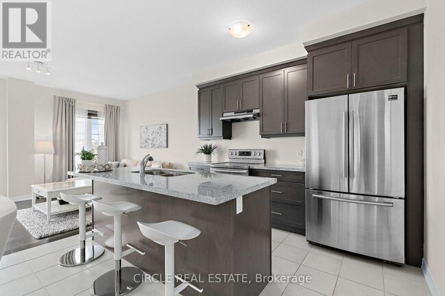 Building Photo - 66 Heming Trl
